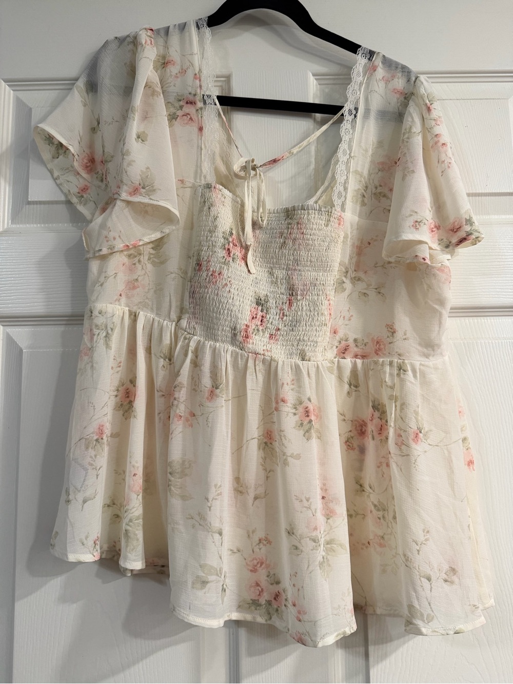 torrid Cream Floral Lace-Trim Top (NWOT) - Picture 6 of 8